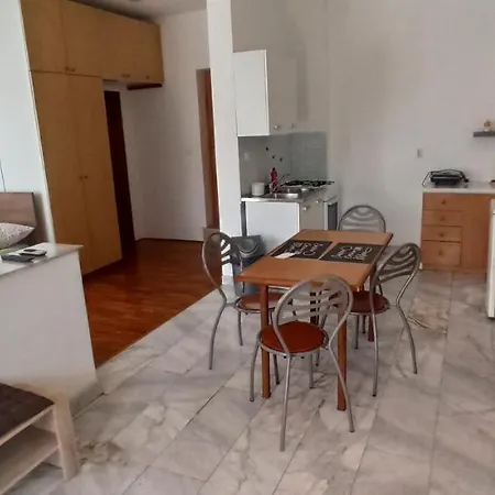 Mamic Апартаменти *