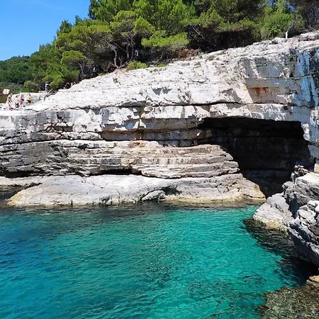 Mamic Апартаменти Пула